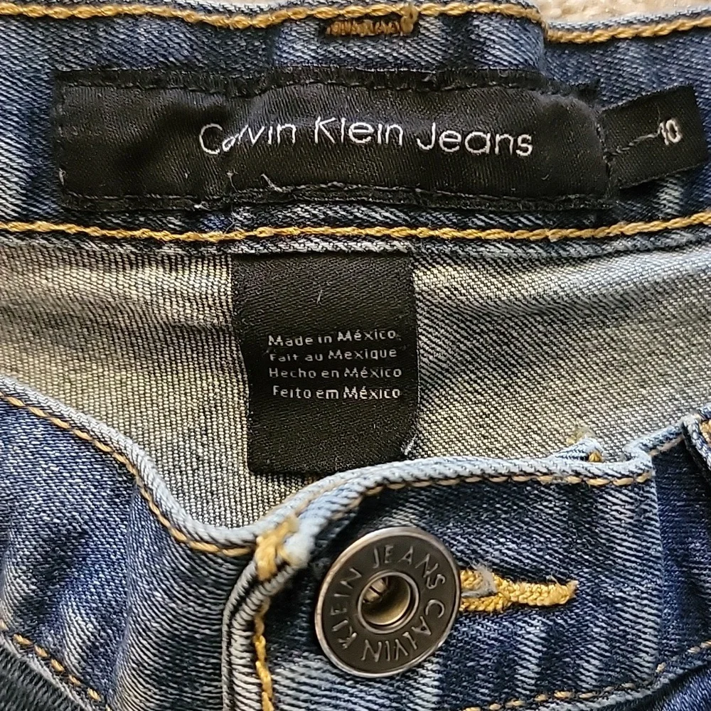 CALVIN KLINE FLARE MEDIUM WASH WOMENS JEANS SIZE 10X32 - Picture 3 of 9